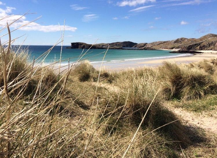 Eco Crofters Wagon By The Beach Oldshoremore Buitenkant foto
