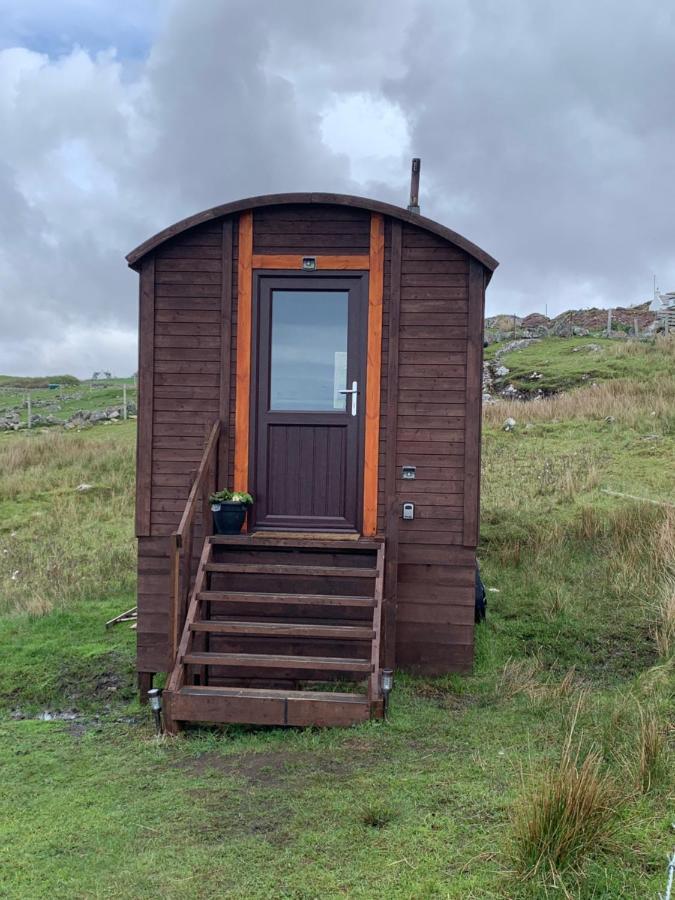 Eco Crofters Wagon By The Beach Oldshoremore Buitenkant foto